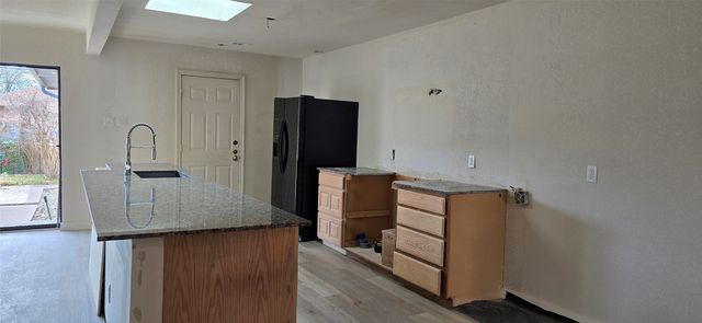 1516 Oak Vista Drive, Dallas, TX 75232