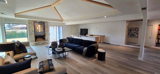 1516 Oak Vista Drive, Dallas, TX 75232