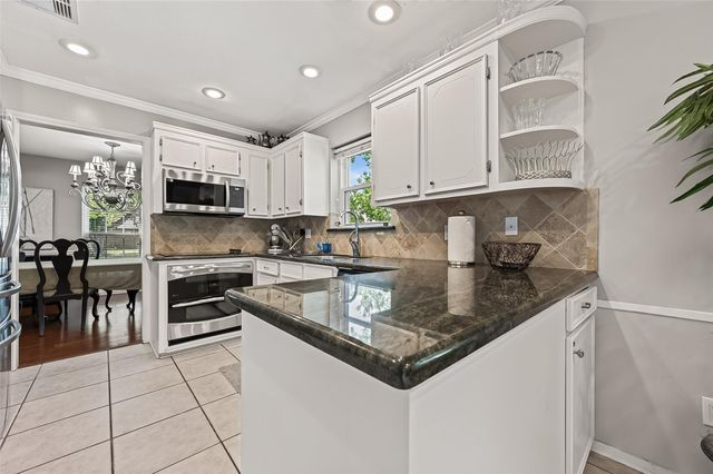 1814 Antigua Lane, Houston, TX 77058