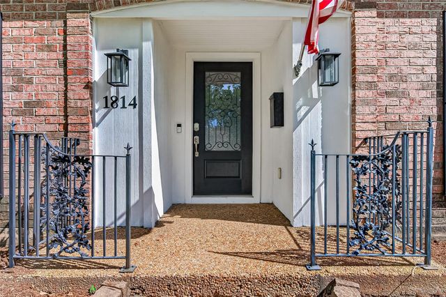 1814 Antigua Lane, Houston, TX 77058