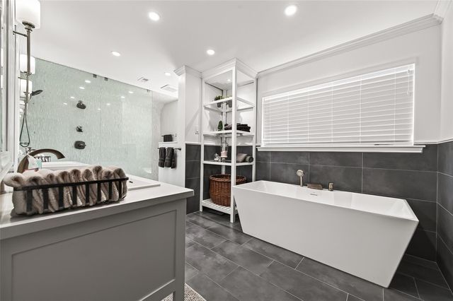 1814 Antigua Lane, Houston, TX 77058