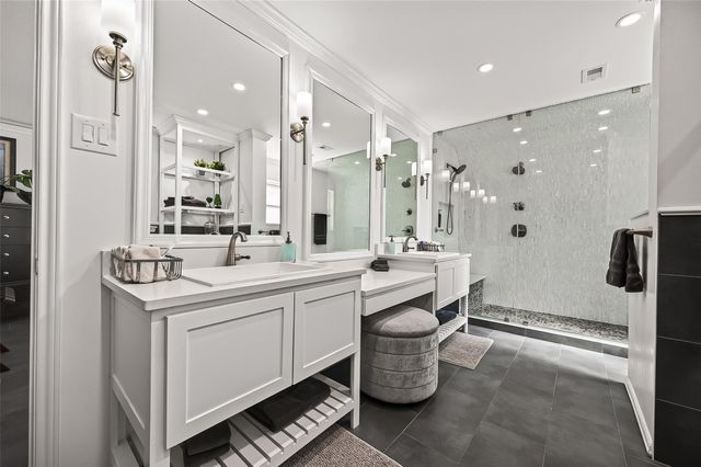 1814 Antigua Lane, Houston, TX 77058