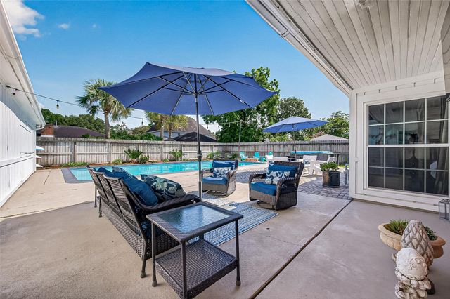 1814 Antigua Lane, Houston, TX 77058