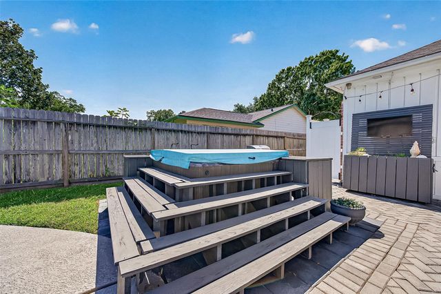 1814 Antigua Lane, Houston, TX 77058