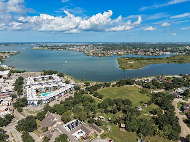 1814 Antigua Lane, Houston, TX 77058