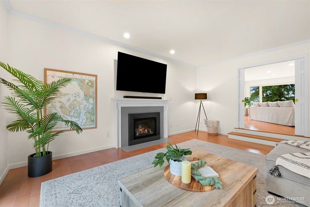 25 Shorewood Drive, Bellingham, WA 98225