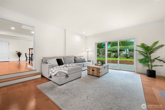 25 Shorewood Drive, Bellingham, WA 98225