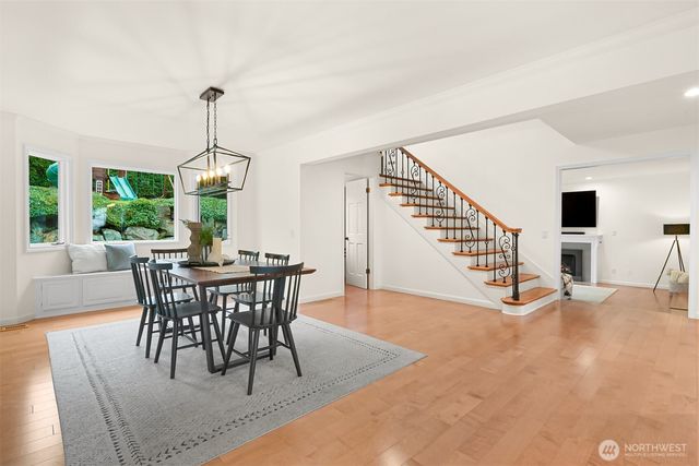 25 Shorewood Drive, Bellingham, WA 98225