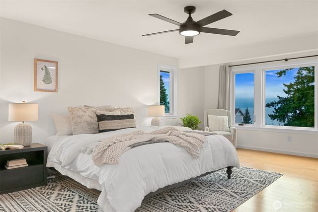 25 Shorewood Drive, Bellingham, WA 98225