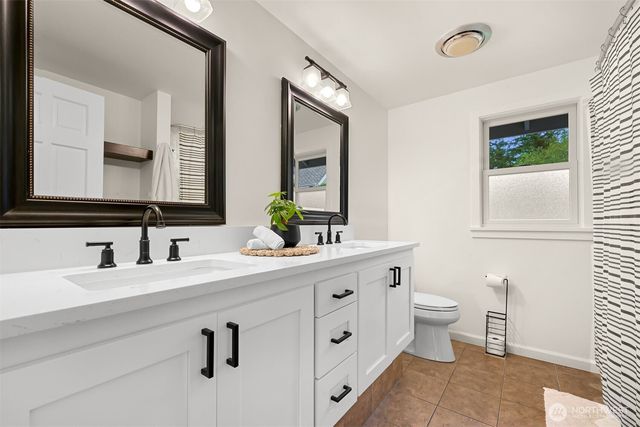 25 Shorewood Drive, Bellingham, WA 98225