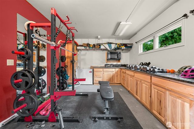 25 Shorewood Drive, Bellingham, WA 98225