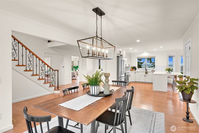 25 Shorewood Drive, Bellingham, WA 98225