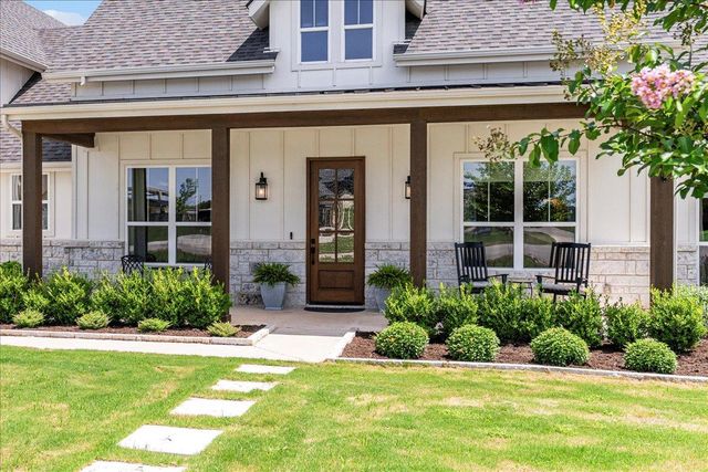 141 Tambra Lea LN, Liberty Hill, TX 78642
