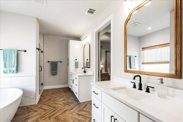 141 Tambra Lea LN, Liberty Hill, TX 78642