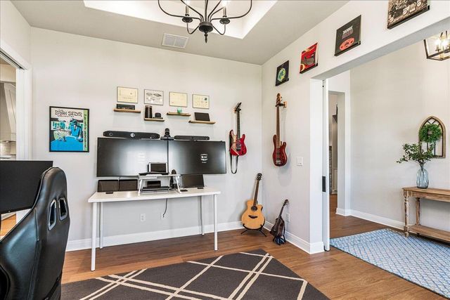 141 Tambra Lea LN, Liberty Hill, TX 78642
