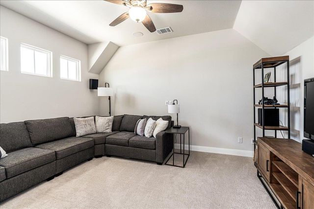 141 Tambra Lea LN, Liberty Hill, TX 78642