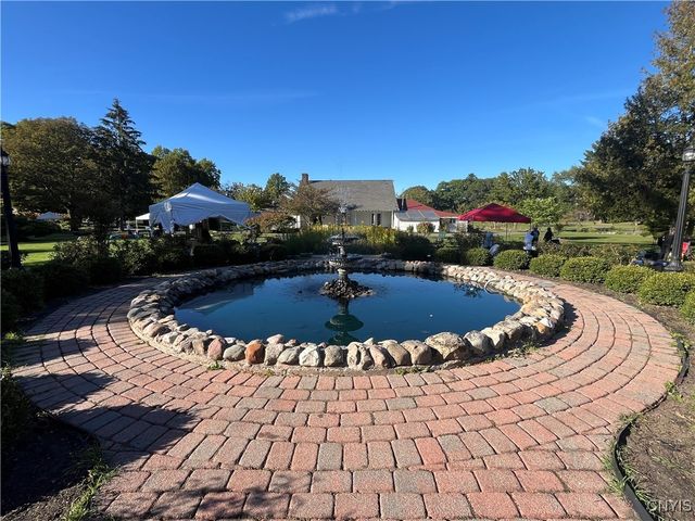 14 South Marvine Avenue, Auburn, NY 13021