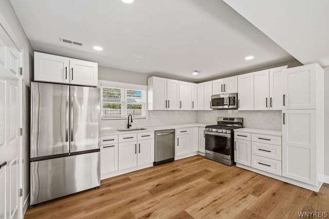 1169 La Salle Avenue, Grand Island, NY 14072