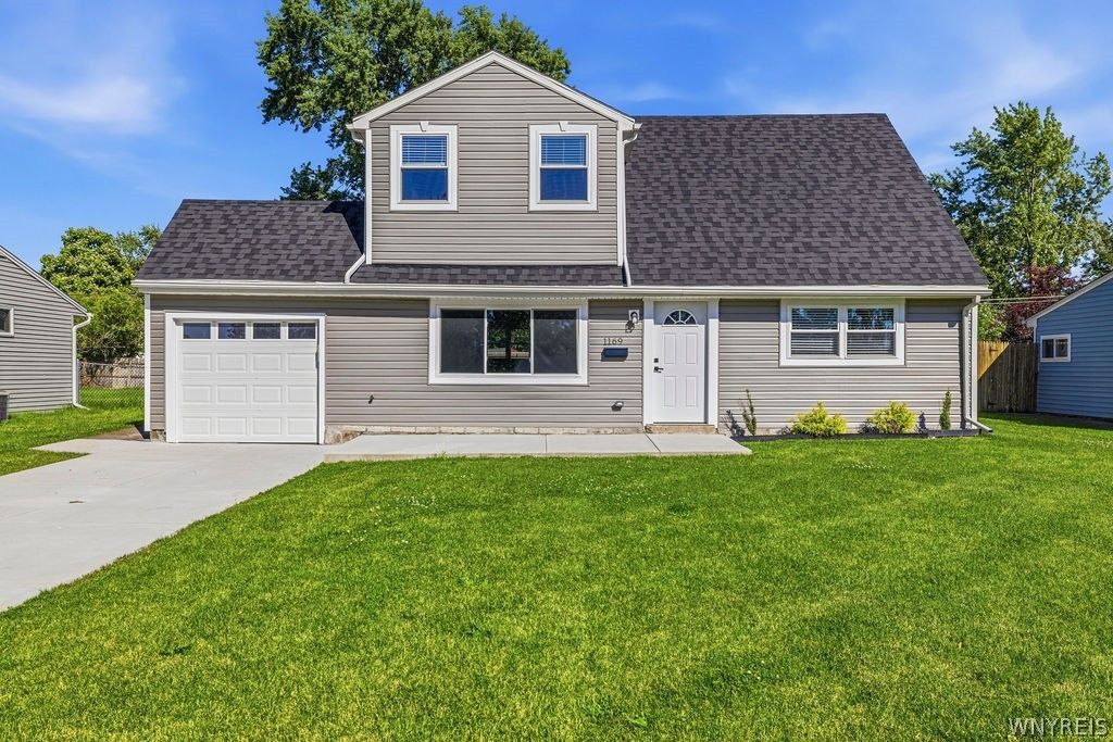 1169 La Salle Avenue, Grand Island, NY 14072