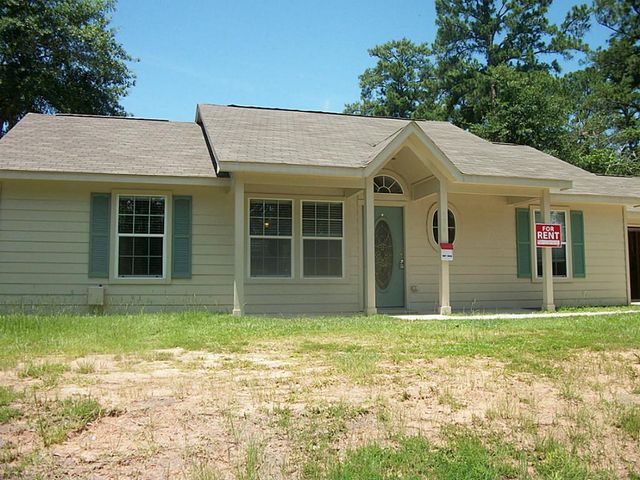 174 E Sunset Drive, Onalaska, TX 77360