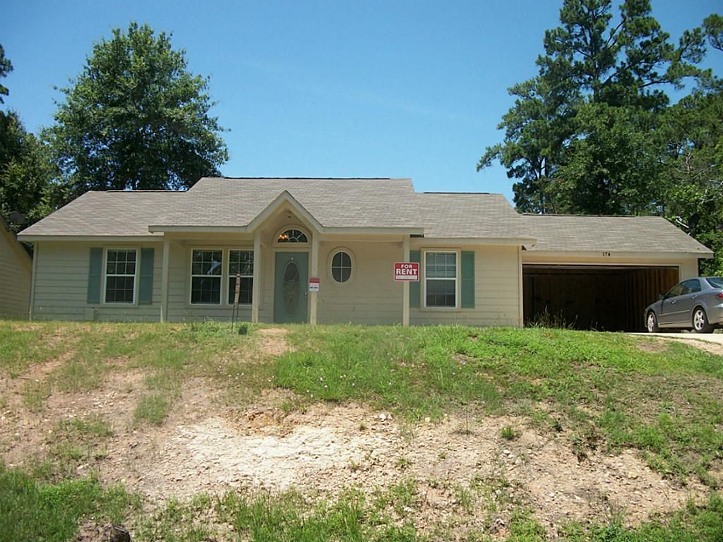 174 E Sunset Drive, Onalaska, TX 77360