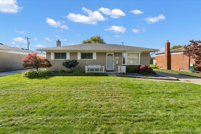 33759 Cornelissen Drive, Sterling Heights, MI 48312