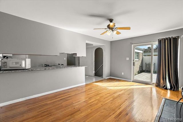 33759 Cornelissen Drive, Sterling Heights, MI 48312