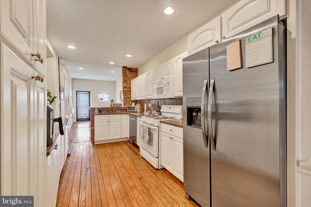 128 W OSTEND ST, Baltimore, MD 21230