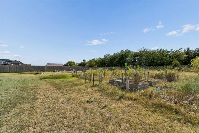 20897 Highlander Ridge Drive, Edmond, OK 73012