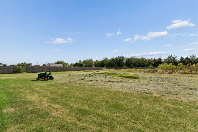 20897 Highlander Ridge Drive, Edmond, OK 73012