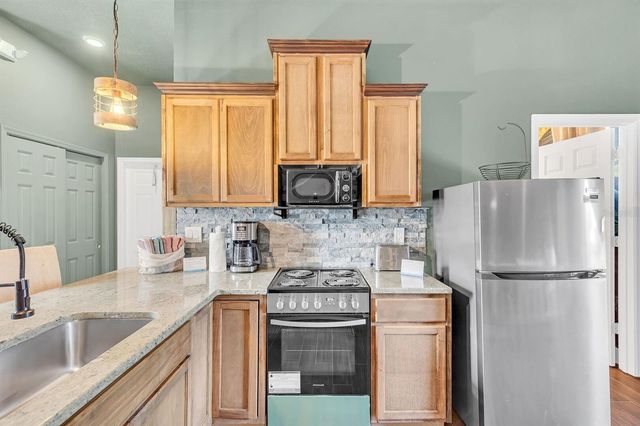 1427 FAIRVIEW CIRCLE, Reunion, FL 34747