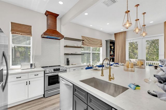 1427 FAIRVIEW CIRCLE, Reunion, FL 34747