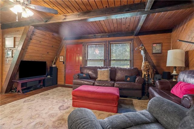636 Greeson Road NE, Resaca, GA 30735