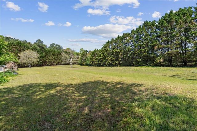 636 Greeson Road NE, Resaca, GA 30735