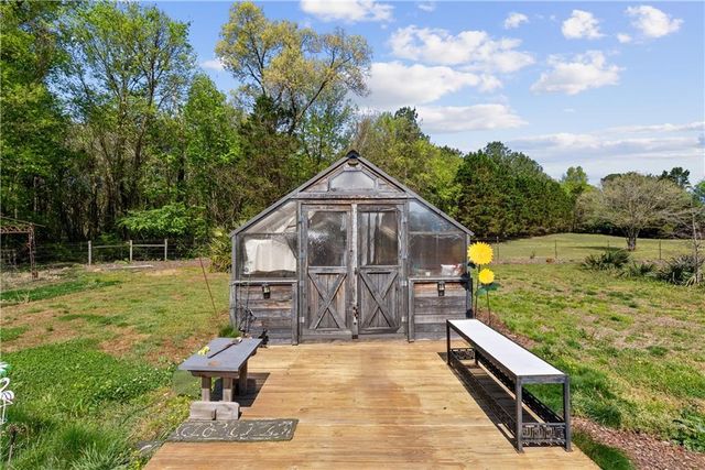 636 Greeson Road NE, Resaca, GA 30735