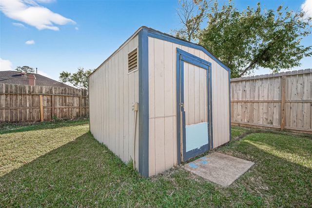 12319 Monticeto Lane, Meadows Place, TX 77477
