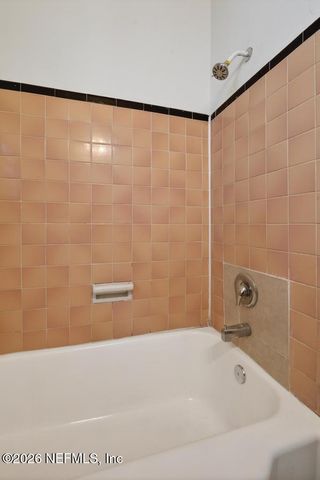 8024 HAWTHORNE Street, Jacksonville, FL 32208