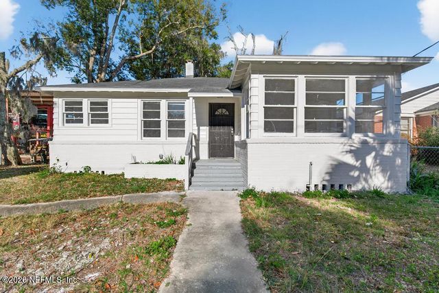 8024 HAWTHORNE Street, Jacksonville, FL 32208