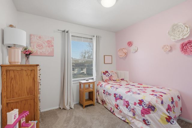 4215 W 16th Street, Davenport, IA 52804