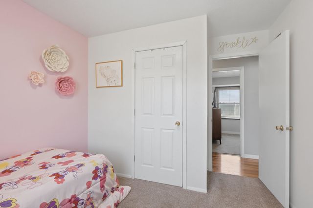 4215 W 16th Street, Davenport, IA 52804