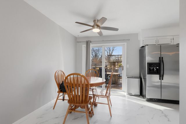 4215 W 16th Street, Davenport, IA 52804