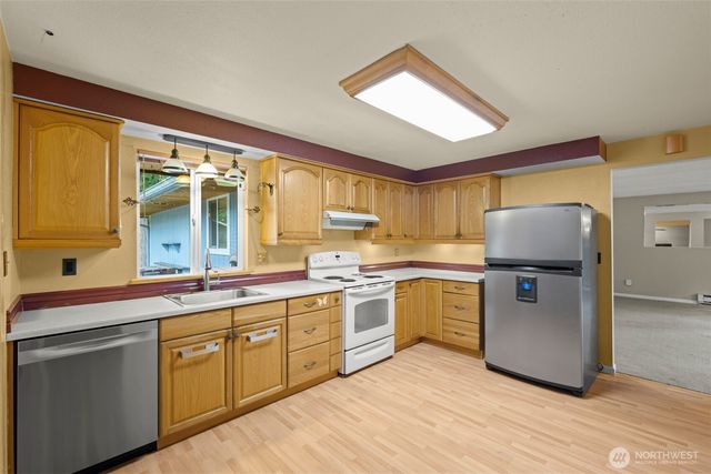 19716 49th Avenue NE, Arlington, WA 98223