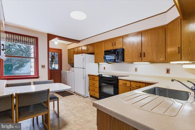 36 PASCHALL RD, Wilmington, DE 19803