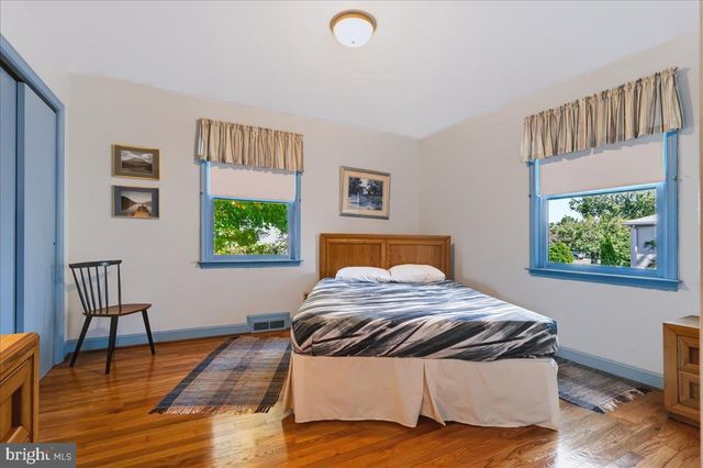 36 PASCHALL RD, Wilmington, DE 19803