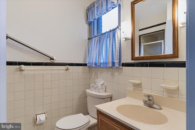 36 PASCHALL RD, Wilmington, DE 19803