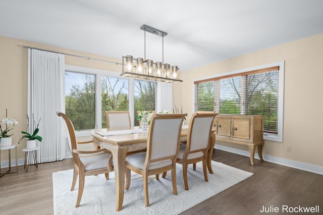 4985 W Village Court SE, Ada, MI 49301