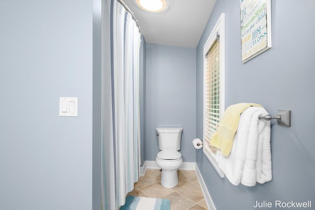 4985 W Village Court SE, Ada, MI 49301