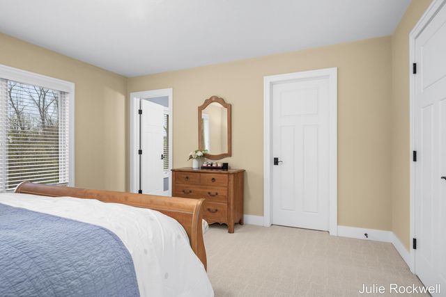 4985 W Village Court SE, Ada, MI 49301