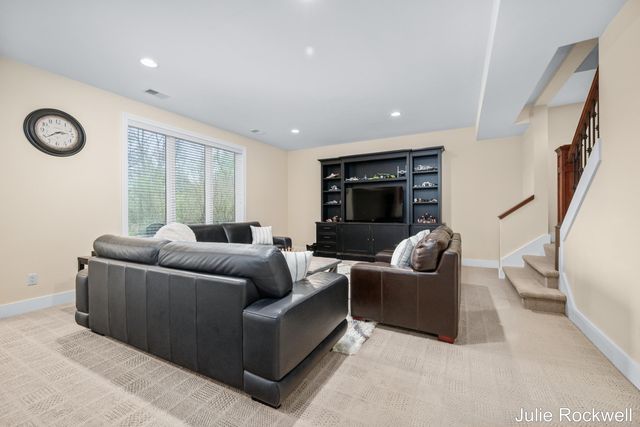 4985 W Village Court SE, Ada, MI 49301