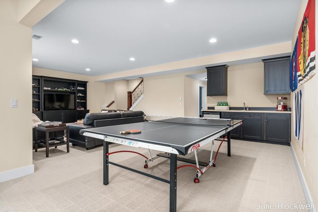 4985 W Village Court SE, Ada, MI 49301